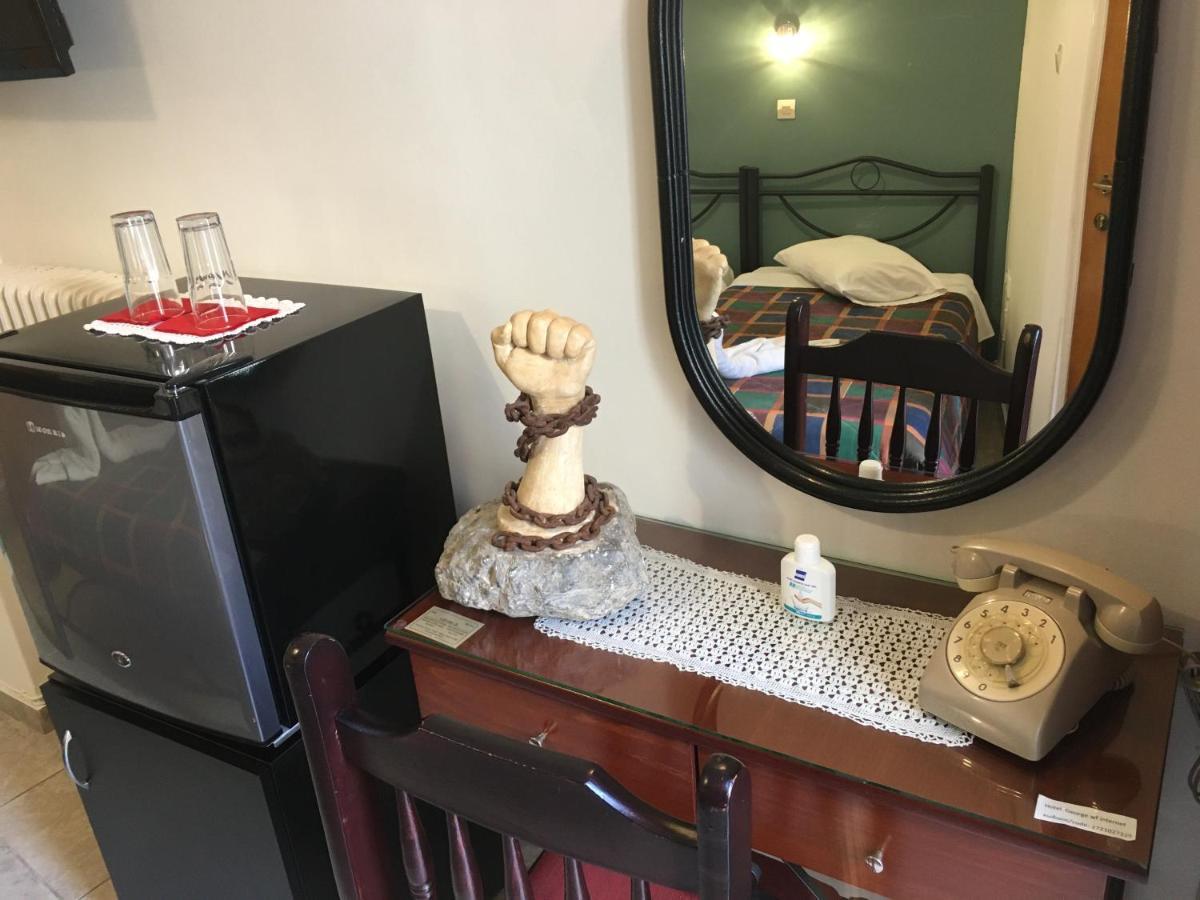 Hotel George Kalamata Zewnętrze zdjęcie