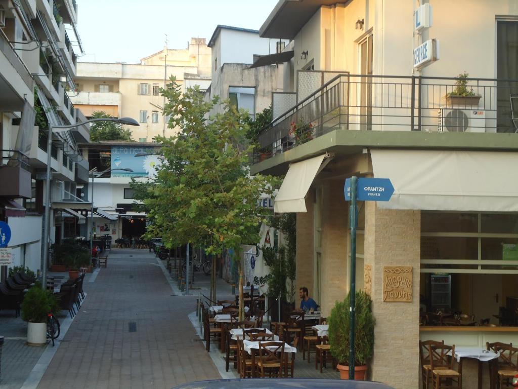 Hotel George Kalamata Zewnętrze zdjęcie
